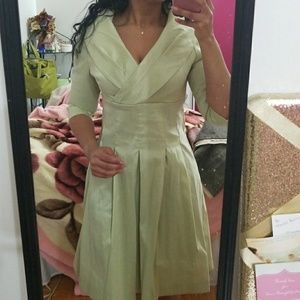 Vintage green pleated dress!!